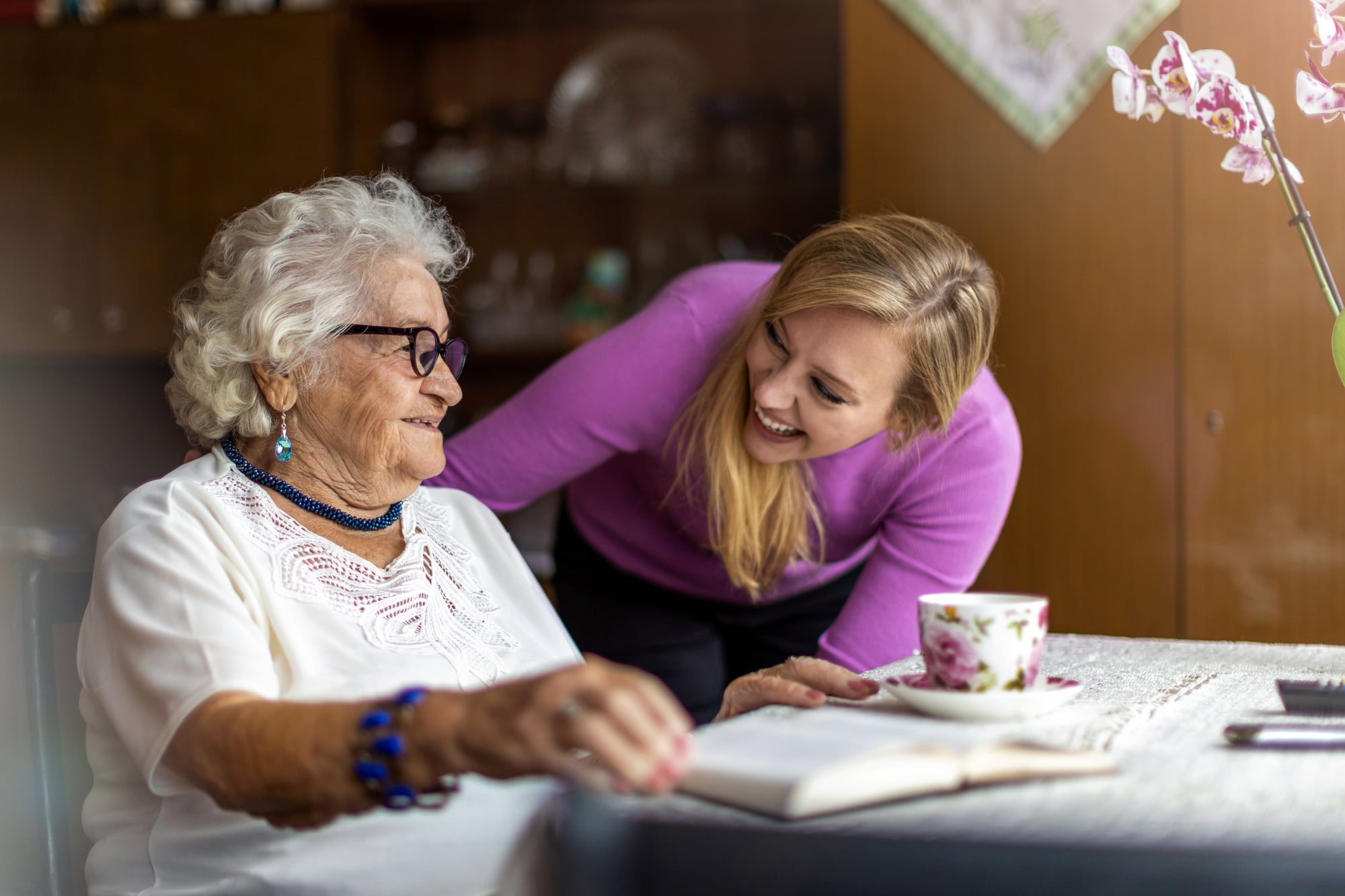 Home Care vs. Facility Care: When is it time?
